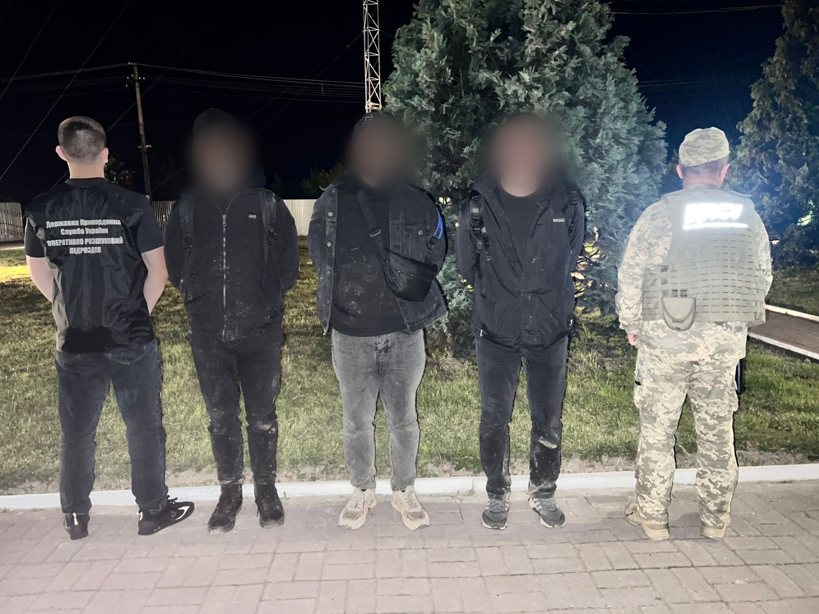 На кордоні з Угорщиною за добу затримали чотири групи порушників