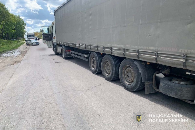На Тернопільщині в ДТП загинула жителька Збаража: її збила вантажівка