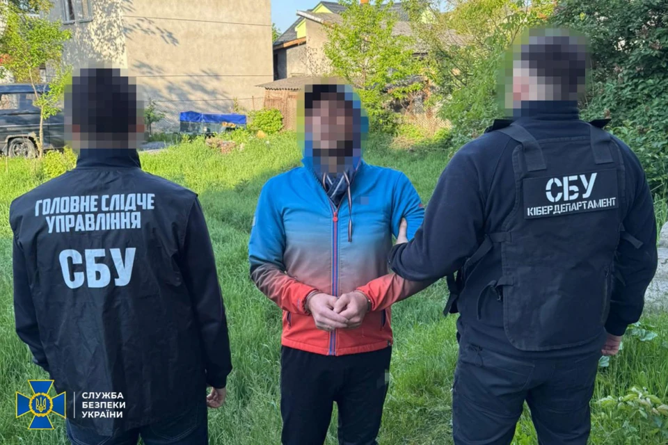 На Львівщині СБУ затримала агента ФСБ, який шукав військові об’єкти