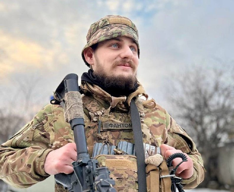 У Тернополі зустріли тіло загиблого військового медика Дмитра “Фантома” Хому з 67-ї бригади