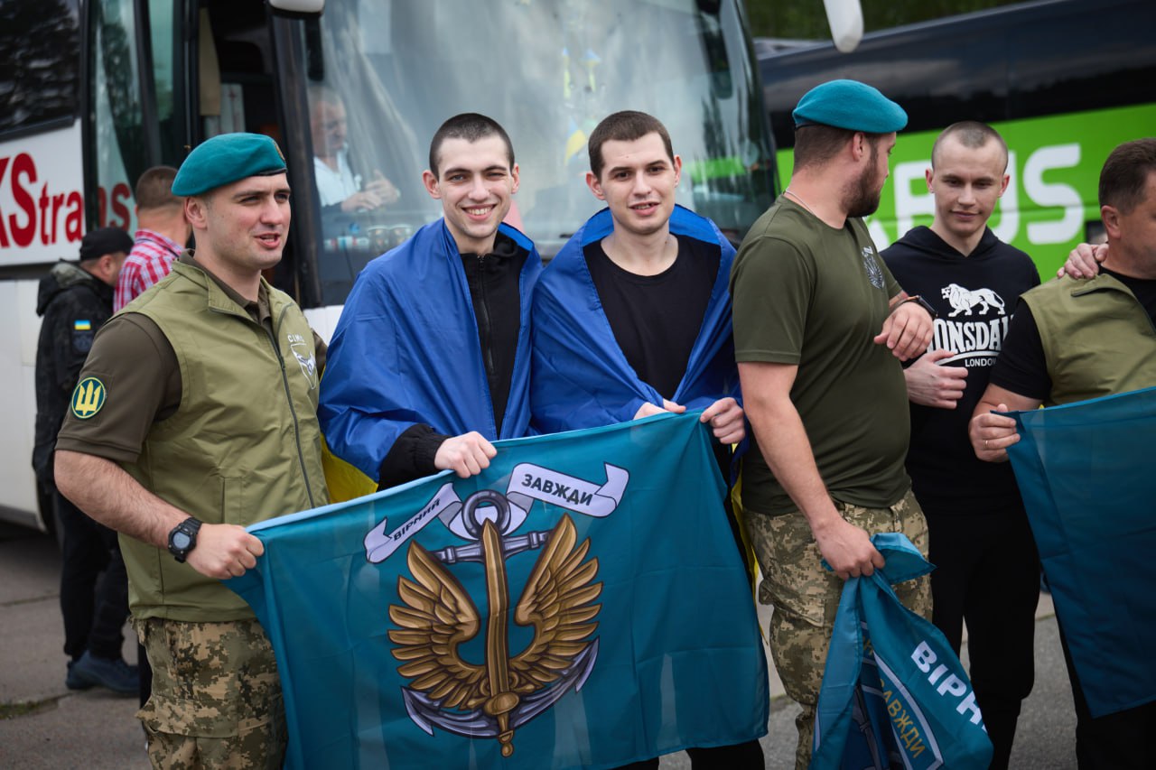 З російського полону повернулися українські захисники — другий етап обміну (фото)