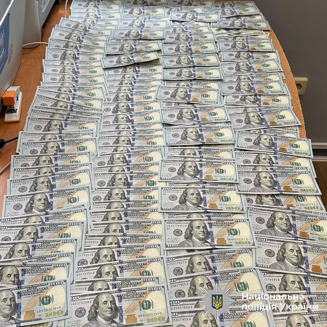 Нацполіція викрила схему втечі чоловіків за кордон через Румунію та Білорусь