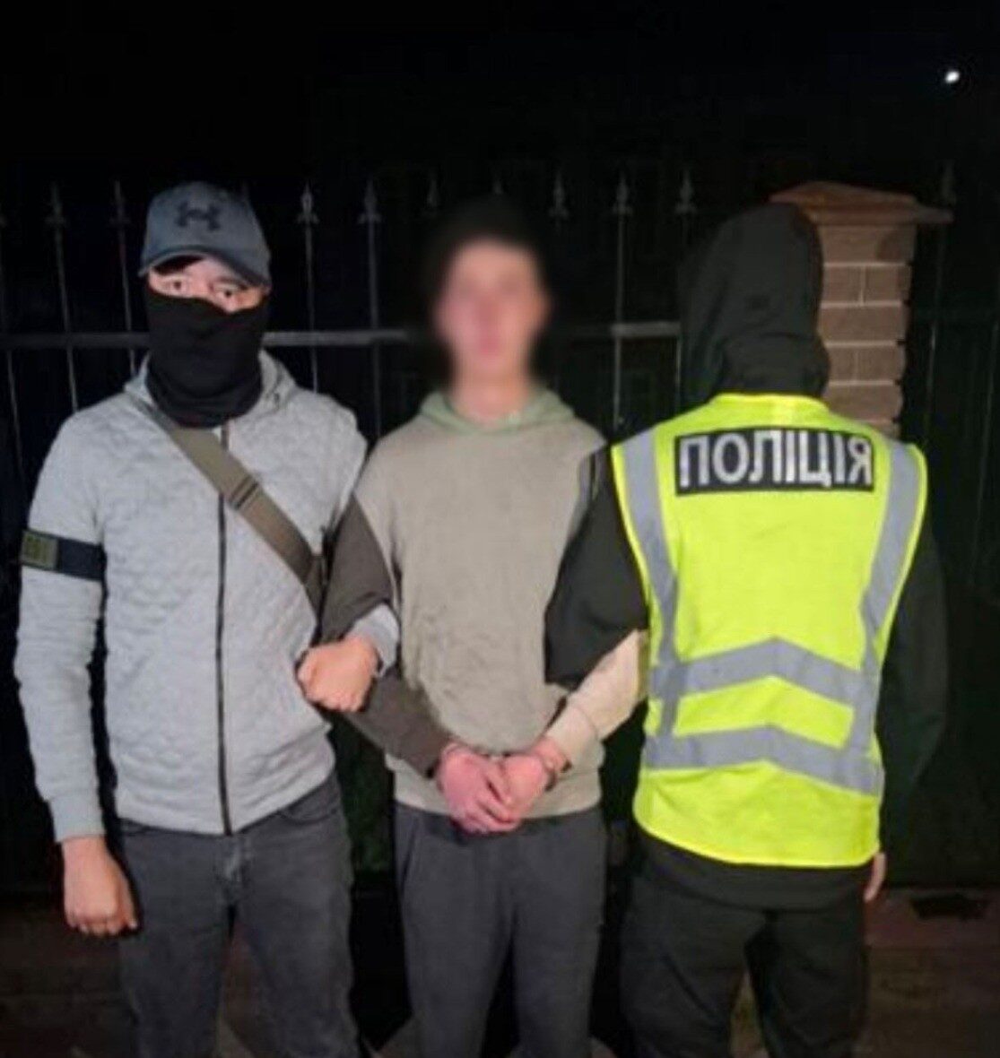 У Києві 19-річний юнак який намагався підірвати військового: йому загрожує до 10 років в’язниці