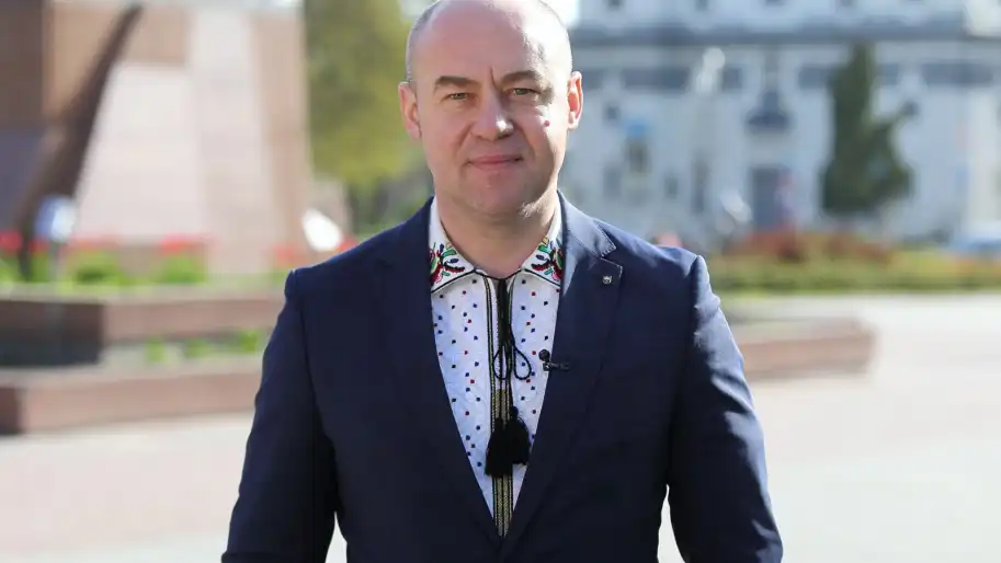 Мер Тернополя Сергій Надал задекларував авто за вартістю у 6 разів нижче реальної