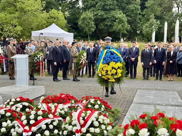 У Польщі вшановують жертв Волинської трагедії (фото)