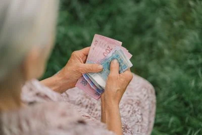 До Дня Незалежності частина пенсіонерів отримає додаткові виплати