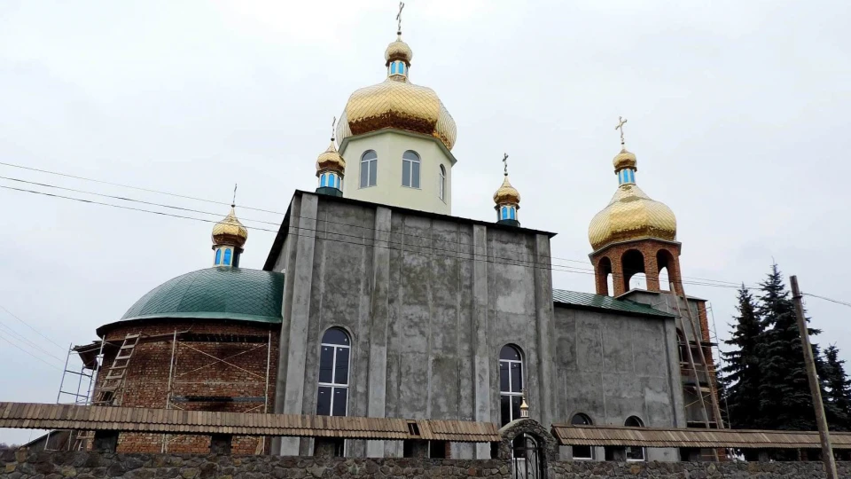 У Старокостянтинові в монастирі УПЦ МП вбили військового ЗСУ