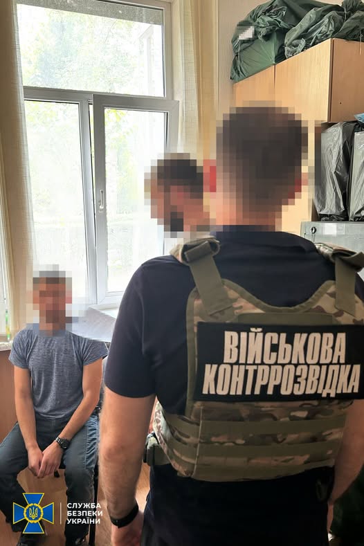СБУ затримала «крота» російського ГРУ у Держспецтрансслужбі Міноборони