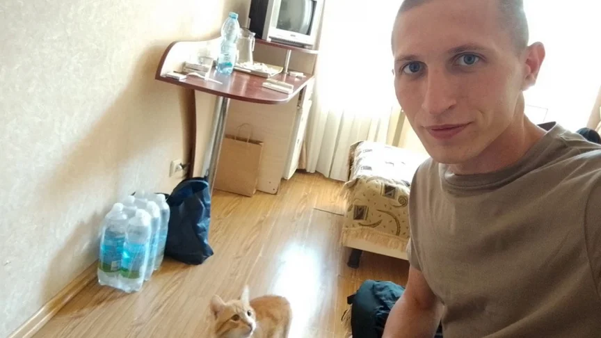 Український військовий повернувся з полону разом із котом