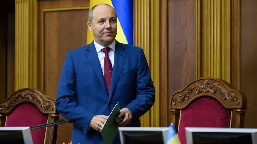Петиція про присвоєння звання Героя України Андрію Парубію зібрала необхідну кількість підписів